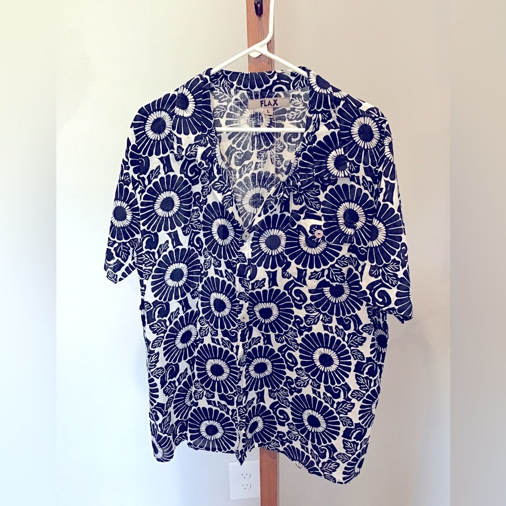 Ladies Flax new with tags 100% linen top